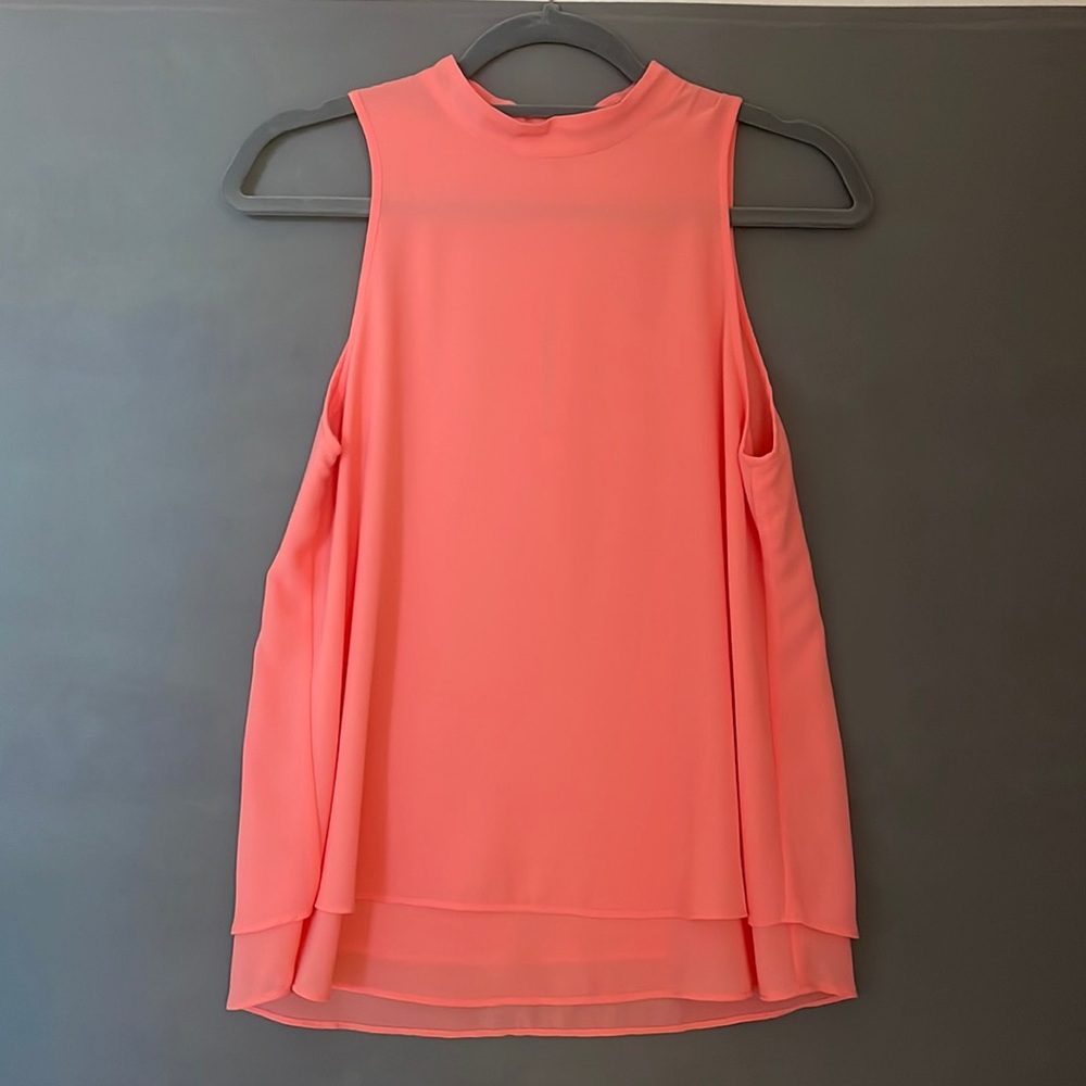 Sleeveless Blouse for summer